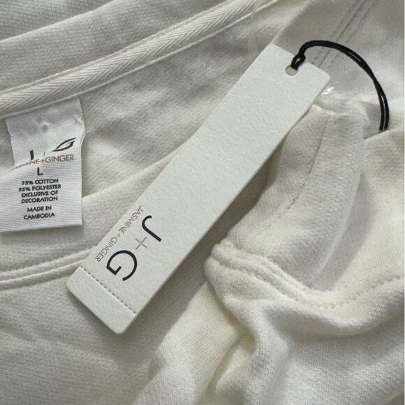 NEW Jasmine and Ginger Embroidered Wishlist Holiday Crewneck Women’s Large - Picture 4 of 4